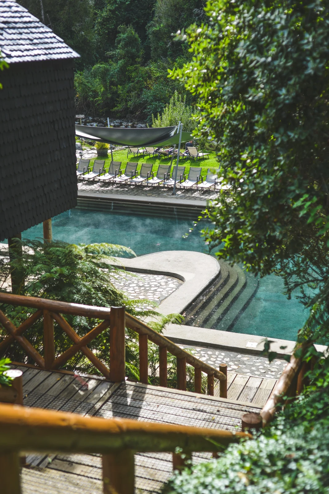 Piscinas termales de Huife